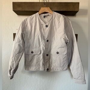 H&M divided|Neutral quilted puffer jacket,lightweight style in button down•••XS